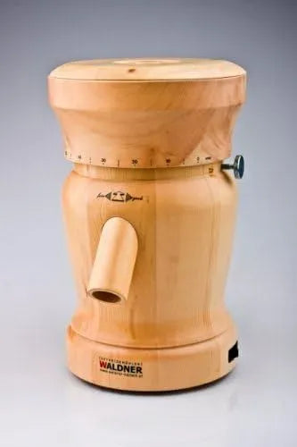 Getreidemühle, Kornmühle, Kornmühle für Getreide, Waldner Osttiroler Getreidemühle Lady in Zirbel lackiert
